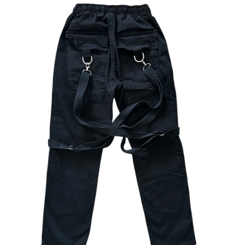 Aphrodite Women’s Black Cargo Pants Size M - Picture 2 of 4